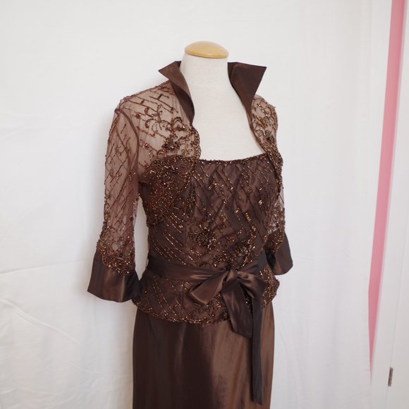 Montage Faux 2 Piece "Cocoa" Beaded Gown w/Jacket NEW- Sz. 8 - Picture 3 of 9